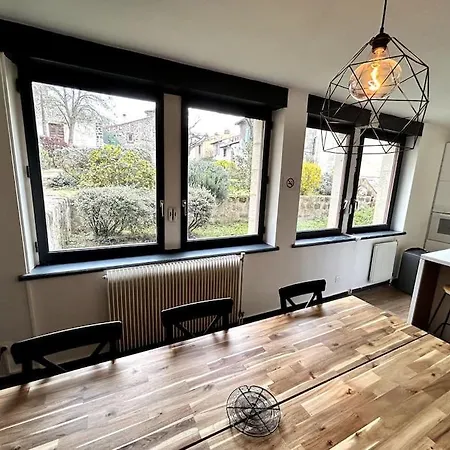 En Velay - Grand Confort Apartment